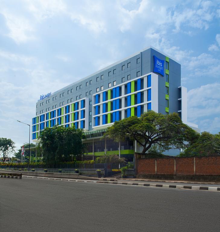 Ibis Budget Jakarta Daan Mogot Eksteriør bilde