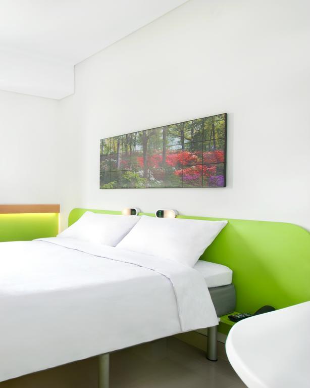 Ibis Budget Jakarta Daan Mogot Eksteriør bilde